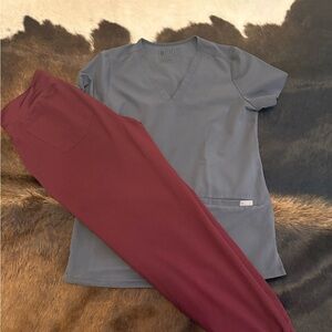 Figs Gray and maroon Scrub Set